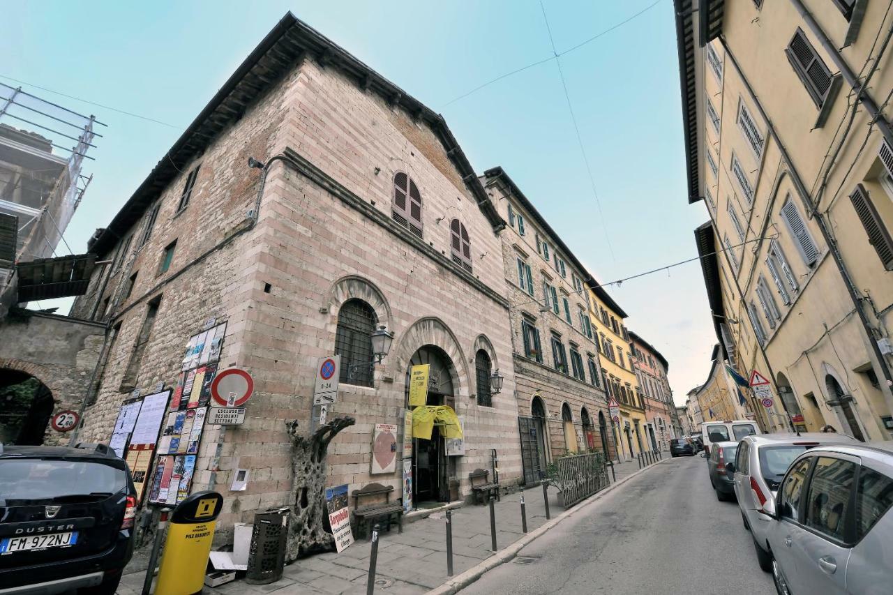 Il Nido Del Canterino Перуджа Экстерьер фото
